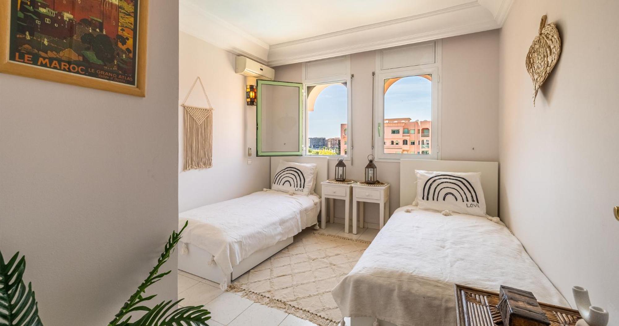 Charming 2-Bed Oasis Pool View Apartment Marrakesh Luaran gambar