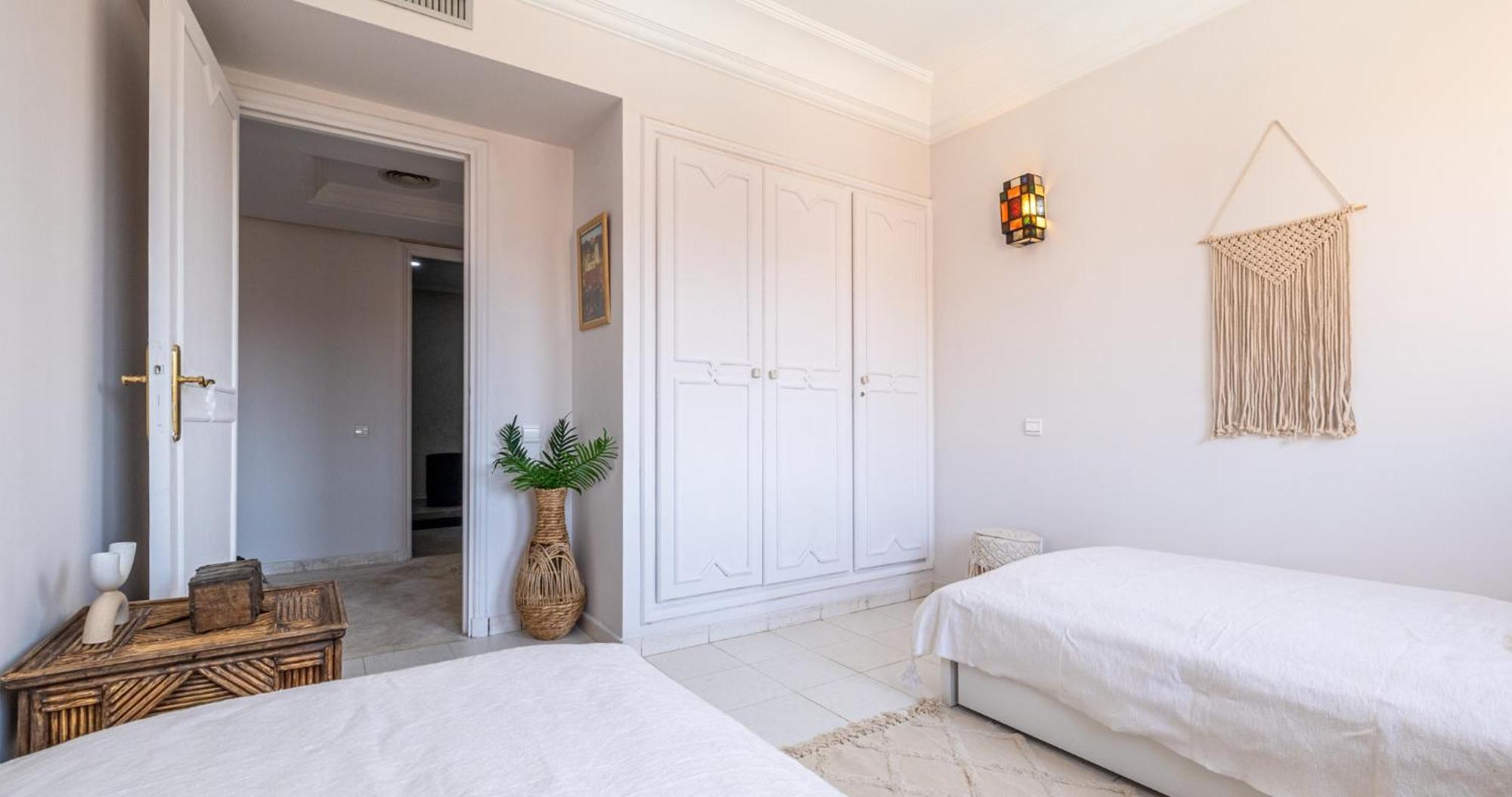 Charming 2-Bed Oasis Pool View Apartment Marrakesh Luaran gambar