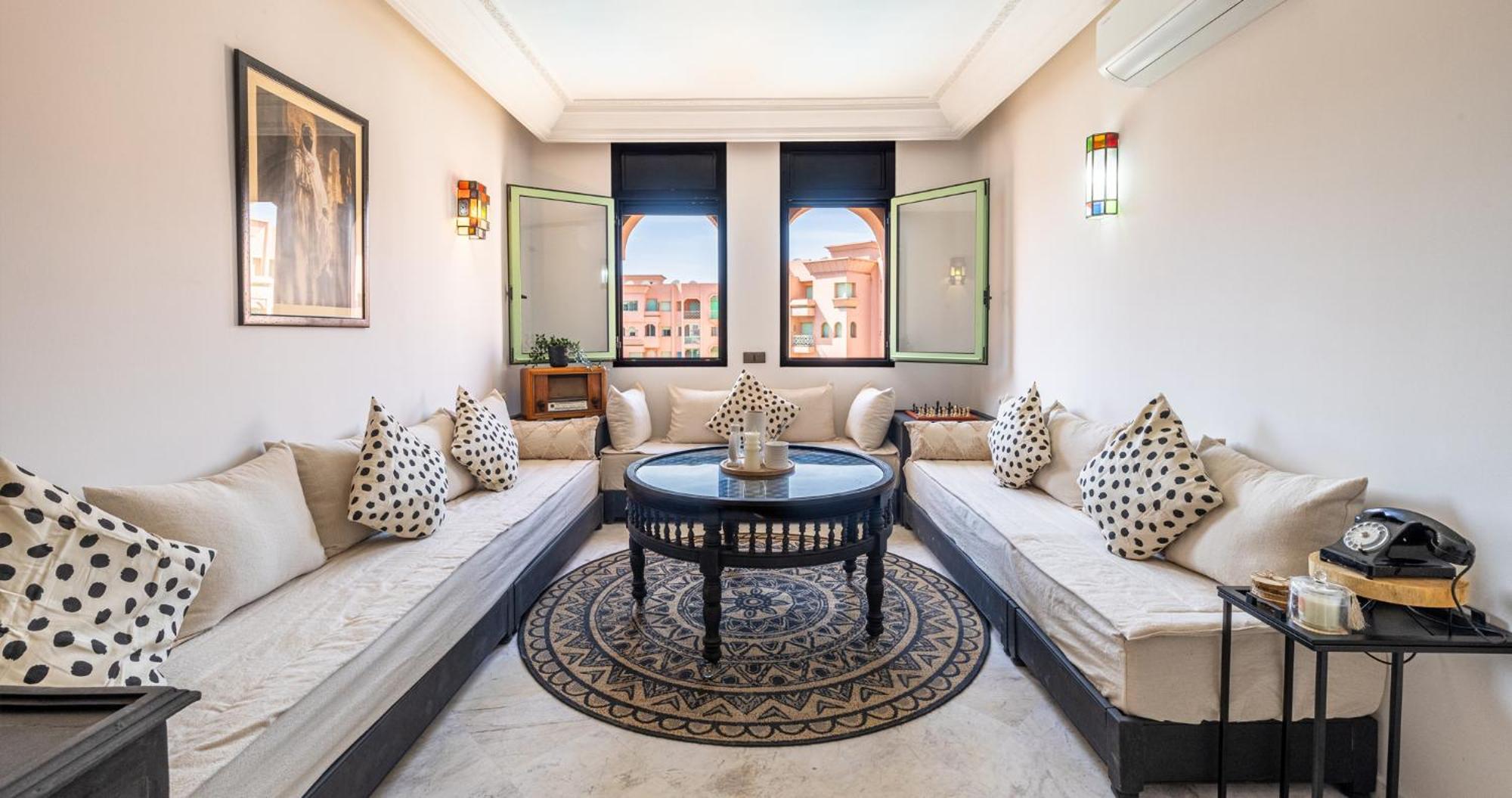 Charming 2-Bed Oasis Pool View Apartment Marrakesh Luaran gambar