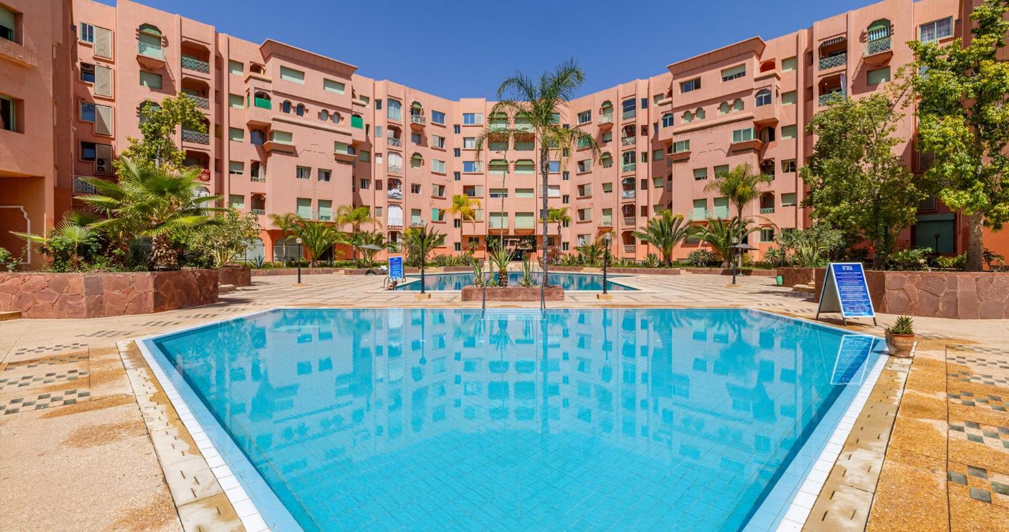 Charming 2-Bed Oasis Pool View Apartment Marrakesh Luaran gambar